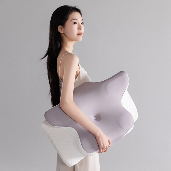 91家纺网 家纺一手货源 找家纺 七夜居 2026新款跨境支撑性牛角枕飞机枕碟形枕枕头慢回弹枕芯 灰色