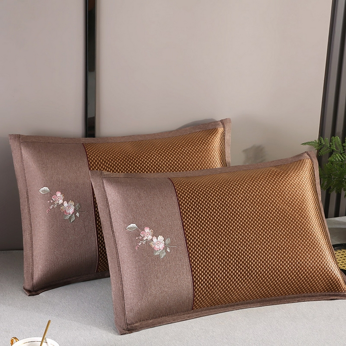 91家纺网 家纺一手货源 找家纺 小牛席业 2026新款冰藤夏凉枕套【中式刺绣】 大冰藤咖色