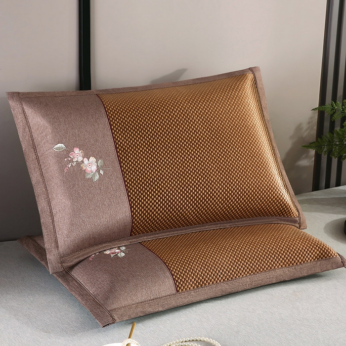 91家纺网 家纺一手货源 找家纺 小牛席业 2026新款冰藤夏凉枕套【中式刺绣】 大冰藤咖色