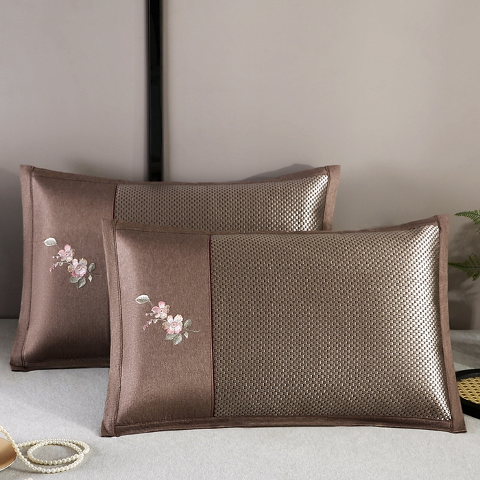 91家纺网 家纺一手货源 找家纺 小牛席业 2026新款冰藤夏凉枕套【中式刺绣】 大冰藤香槟