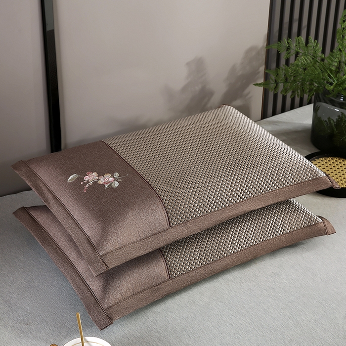 91家纺网 家纺一手货源 找家纺 小牛席业 2026新款冰藤夏凉枕套【中式刺绣】 大冰藤香槟