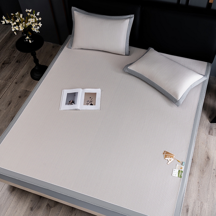 91家纺网 家纺一手货源 找家纺 （总）小牛席业 2026新款经典款-千鸟格冷感豆豆席系列（床笠款）