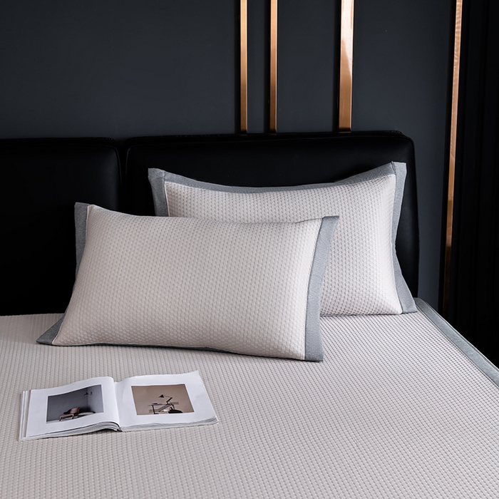 91家纺网 家纺一手货源 找家纺 （总）小牛席业 2026新款经典款-千鸟格冷感豆豆席系列（床笠款）