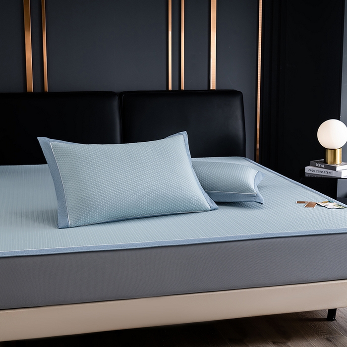 91家纺网 家纺一手货源 找家纺 小牛席业 2026新款经典款-千鸟格冷感豆豆席系列（床笠款） 蓝色