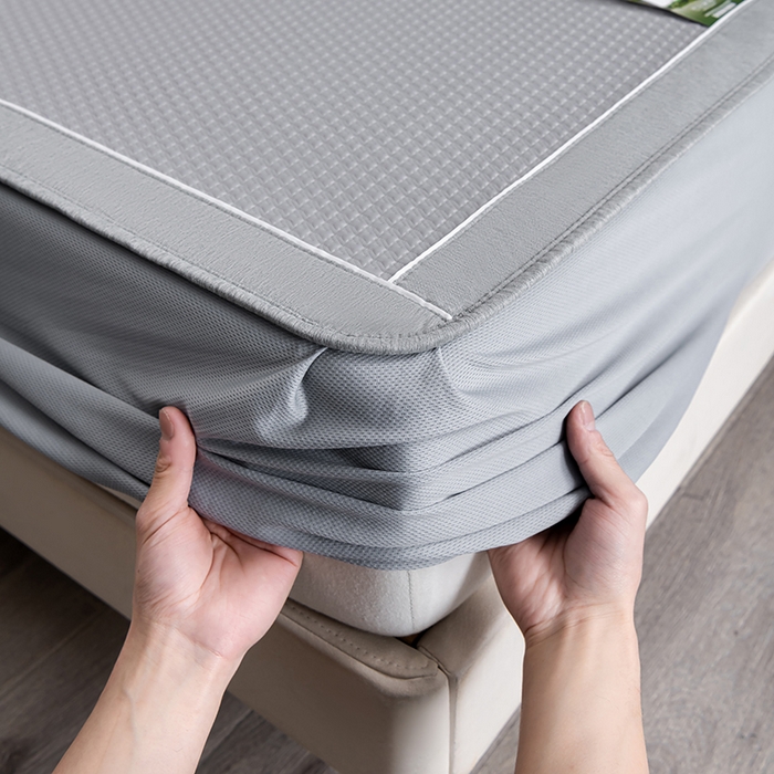 91家纺网 家纺一手货源 找家纺 小牛席业 2026新款经典款-千鸟格冷感豆豆席系列（床笠款） 灰色