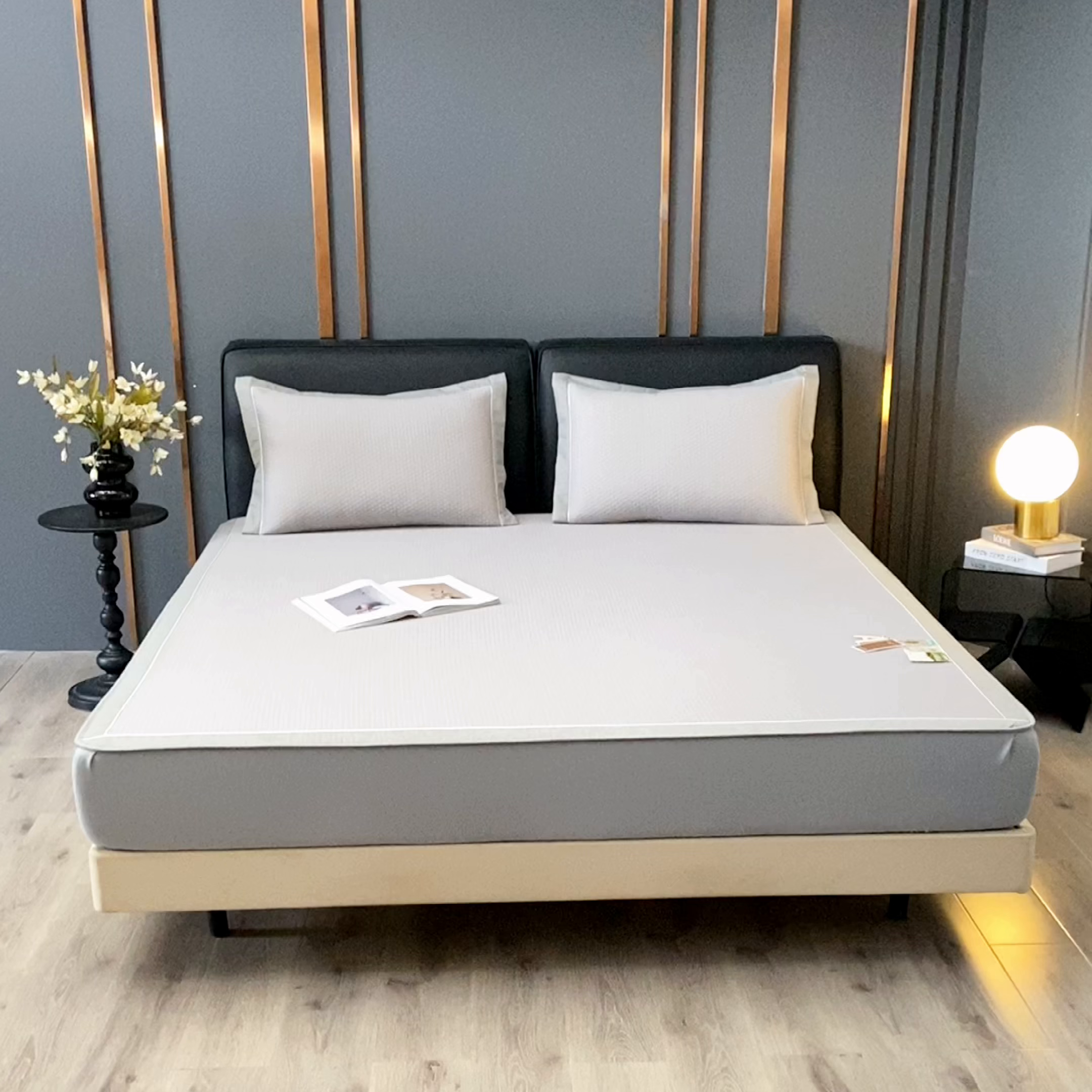 91家纺网 家纺一手货源 找家纺 小牛席业 2026新款经典款-千鸟格冷感豆豆席系列（床笠款） 灰色