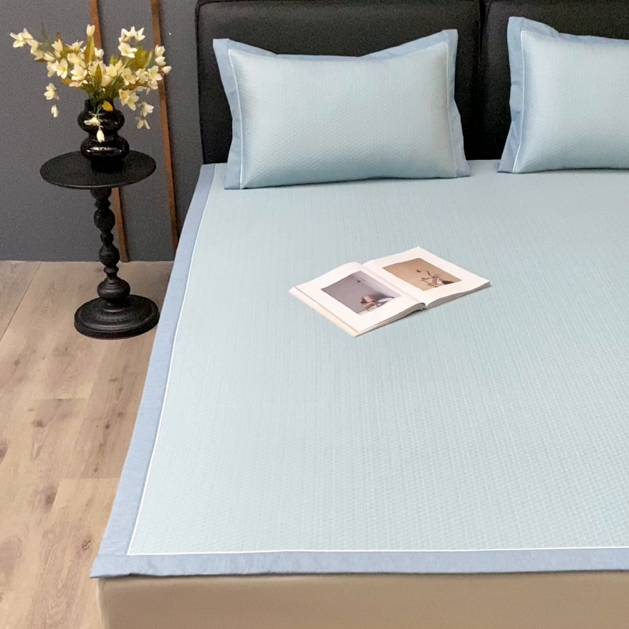 91家纺网 家纺一手货源 找家纺 小牛席业 2026新款经典款-千鸟格冷感豆豆席系列 蓝色