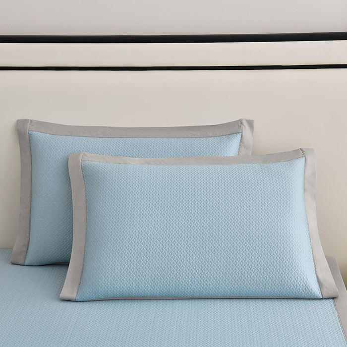 91家纺网 家纺一手货源 找家纺 小牛席业 2026新款爱家熊猫豆豆席系列 蓝色