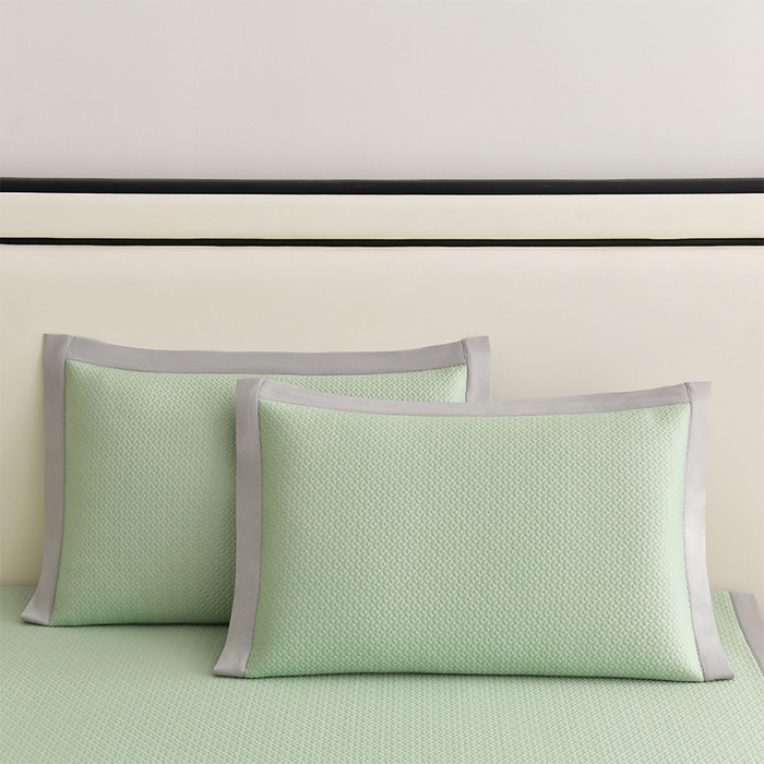 91家纺网 家纺一手货源 找家纺 小牛席业 2026新款爱家熊猫豆豆席系列 绿色