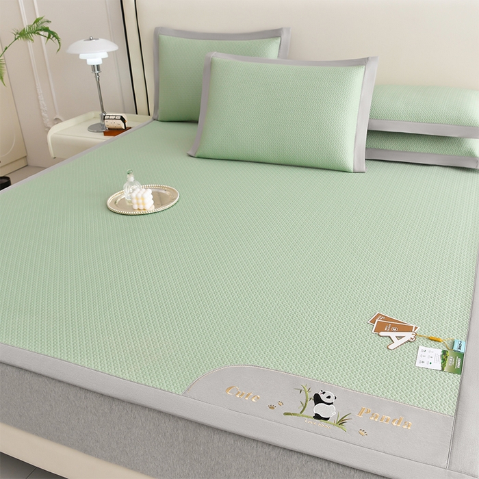 91家纺网 家纺一手货源 找家纺 小牛席业 2026新款爱家熊猫豆豆席系列 绿色