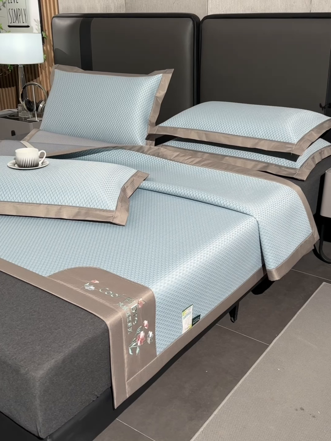 91家纺网 家纺一手货源 找家纺 小牛席业 2026新款7D速冷凉感豆豆席系列 蓝色