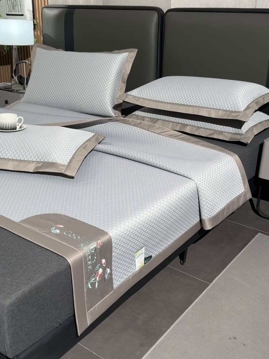 91家纺网 家纺一手货源 找家纺 小牛席业 2026新款7D速冷凉感豆豆席系列 浅灰