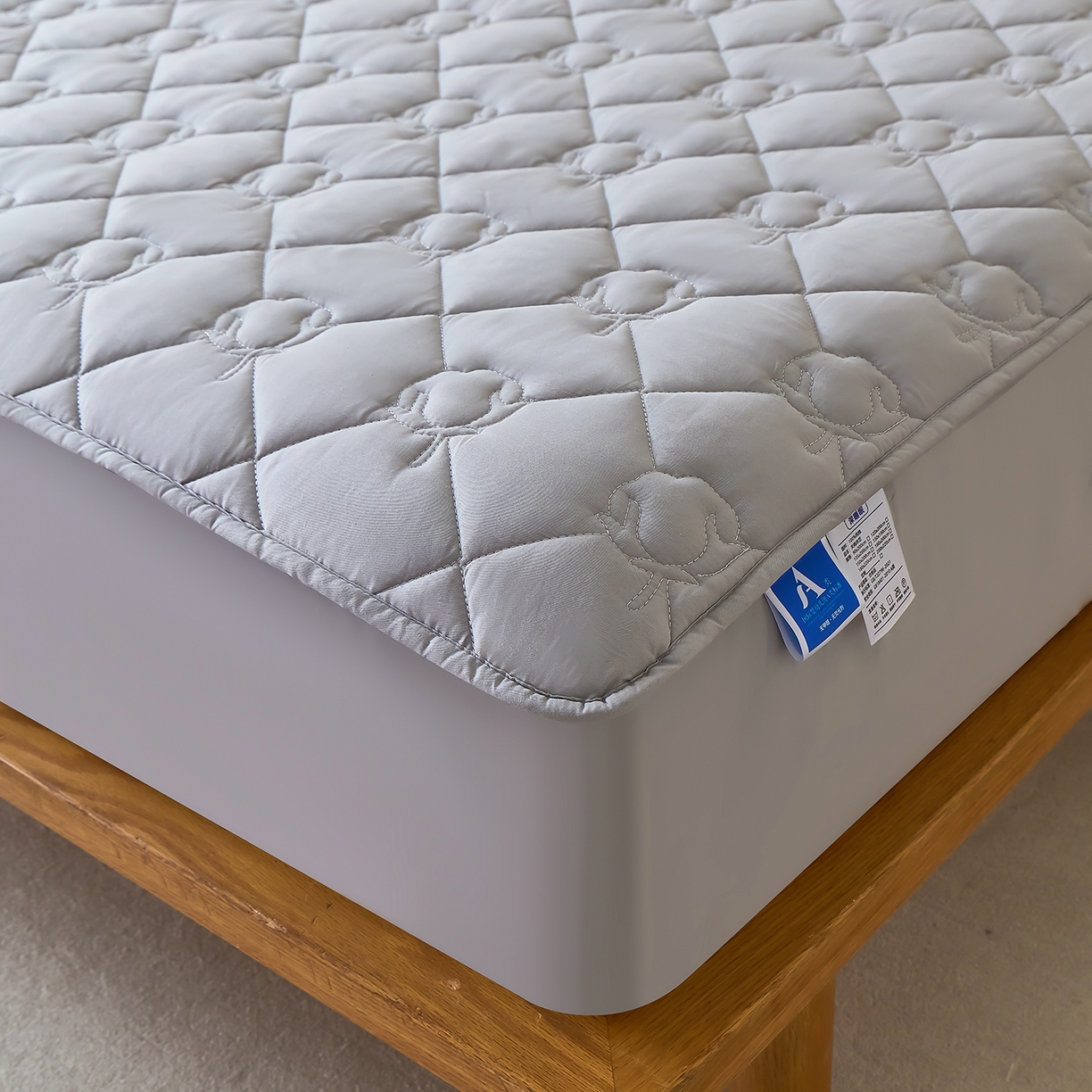 91家纺网 家纺一手货源 找家纺 彩亿家纺 2026新款A类纯棉夹棉床笠三件套全包防滑床垫保护套-棉花 棉花-玄铁灰