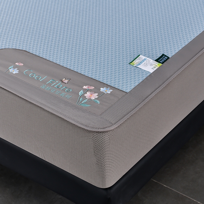 91家纺网 家纺一手货源 找家纺 小牛席业 2026新款7D速冷凉感豆豆席系列（床笠款） 天蓝