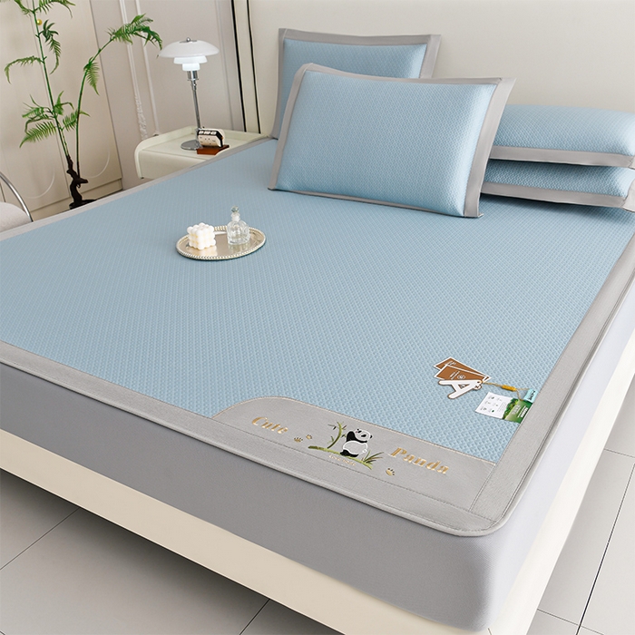 91家纺网 家纺一手货源 找家纺 小牛席业 2026新款爱家熊猫冷感豆豆席系列（床笠款） 蓝色