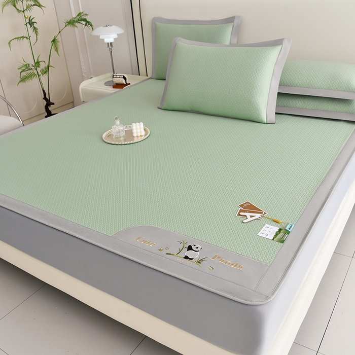 91家纺网 家纺一手货源 找家纺 小牛席业 2026新款爱家熊猫冷感豆豆席系列（床笠款） 绿色