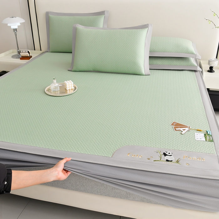 91家纺网 家纺一手货源 找家纺 （总）小牛席业 2026新款爱家熊猫冷感豆豆席系列（床笠款）凉席藤席冰藤席冰丝席竹席乳胶席凉感豆豆席