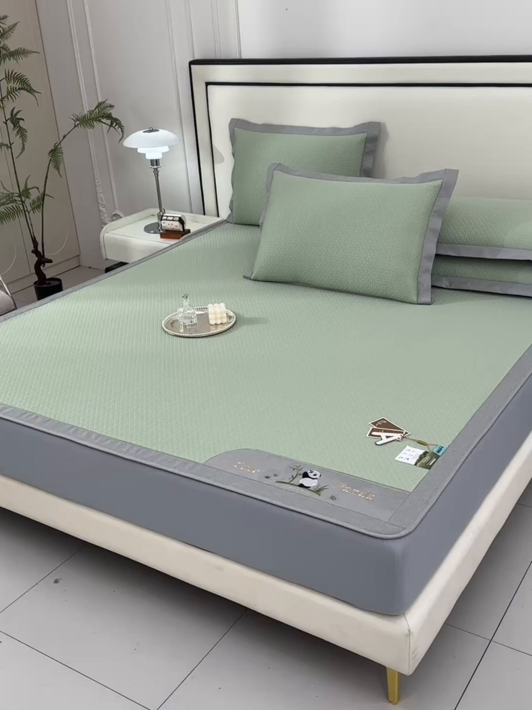 91家纺网 家纺一手货源 找家纺 小牛席业 2026新款爱家熊猫冷感豆豆席系列（床笠款） 绿色