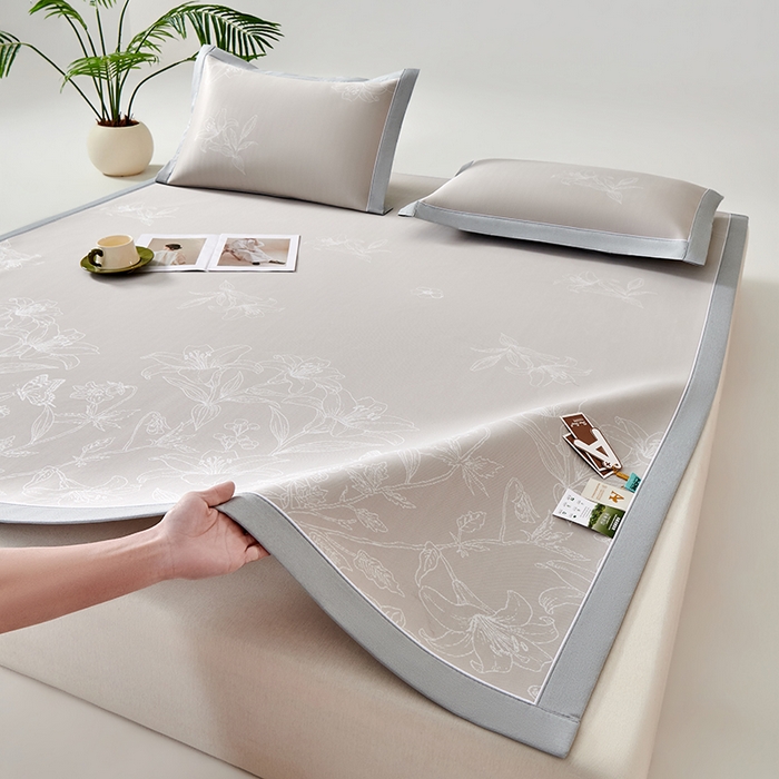 91家纺网 家纺一手货源 找家纺 小牛席业 2026新款【实拍风格】双PE凉感-百合清凉冰丝席系列 香槟