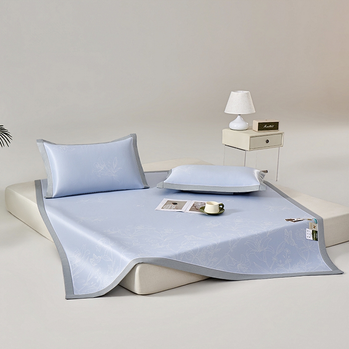 91家纺网 家纺一手货源 找家纺 小牛席业 2026新款【实拍风格】双PE凉感-百合清凉冰丝席系列 蓝色