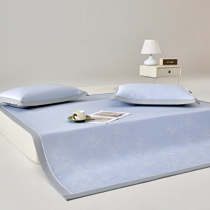 91家纺网 家纺一手货源 找家纺 小牛席业 2026新款【实拍风格】双PE凉感-百合清凉冰丝席系列 蓝色