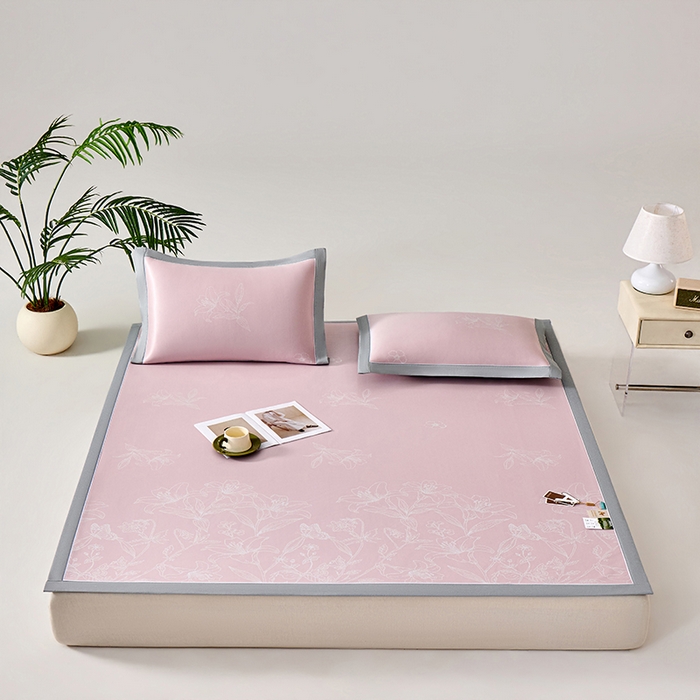 91家纺网 家纺一手货源 找家纺 小牛席业 2026新款【实拍风格】双PE凉感-百合清凉冰丝席系列 粉色