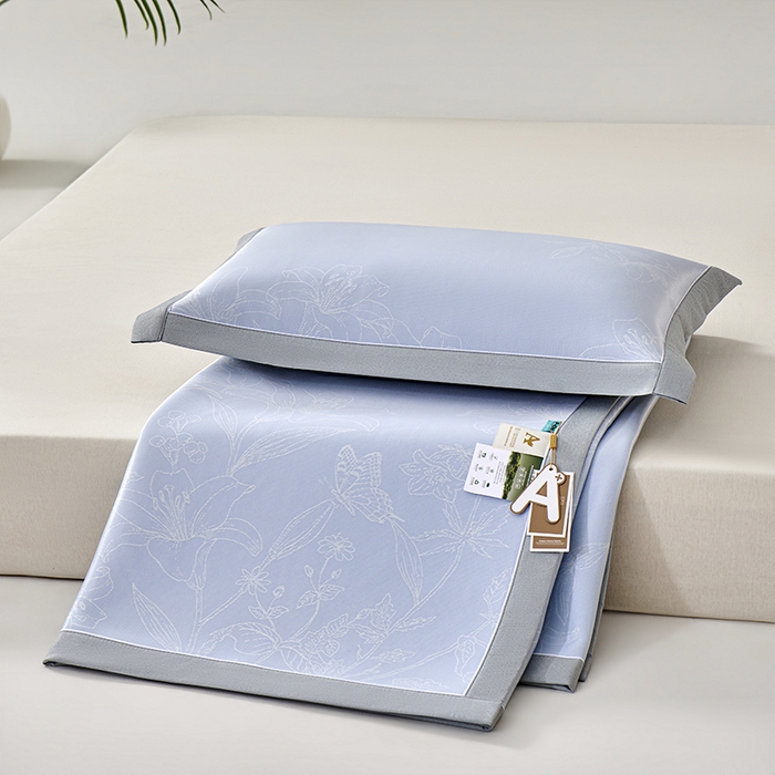 91家纺网 家纺一手货源 找家纺 小牛席业 2026新款【实拍风格】双PE凉感-百合清凉冰丝席系列 蓝色