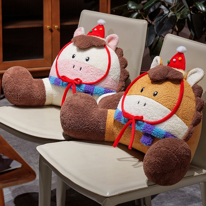 91家纺网 家纺一手货源 找家纺 （总）仟亿莱 2026新款幸运小马大脚拥抱式腰靠