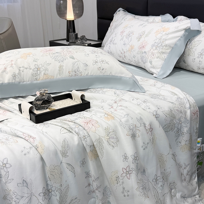 91家纺网 家纺一手货源 找家纺 宜家坊 2026春夏新款莱赛尔天丝夏被嵌绳款数码印花单夏被 春日蜜糖