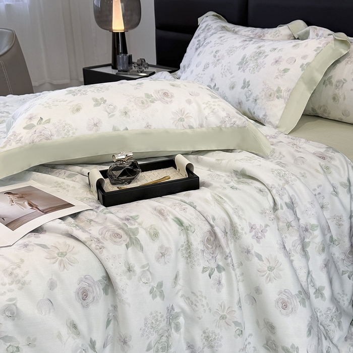 91家纺网 家纺一手货源 找家纺 宜家坊 2026春夏新款莱赛尔天丝夏被嵌绳款数码印花单夏被 念池花