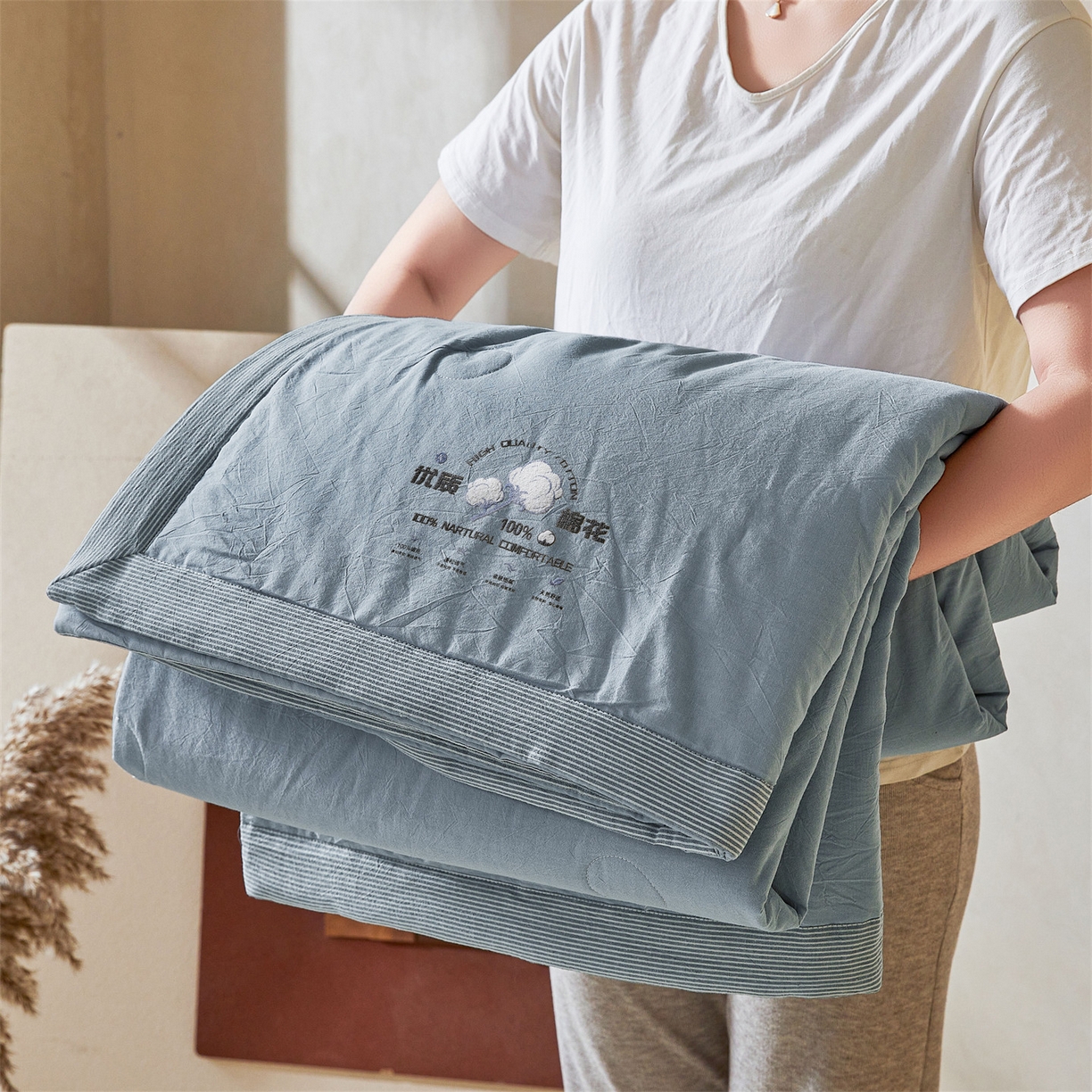 91家纺网 家纺一手货源 找家纺 招财星家纺 2026新款棉花夏被无印风纯色新疆棉夏凉被空调被棉花夏被棉花被子百分百新疆棉（含质检报告买家秀） 简雅-宾利蓝