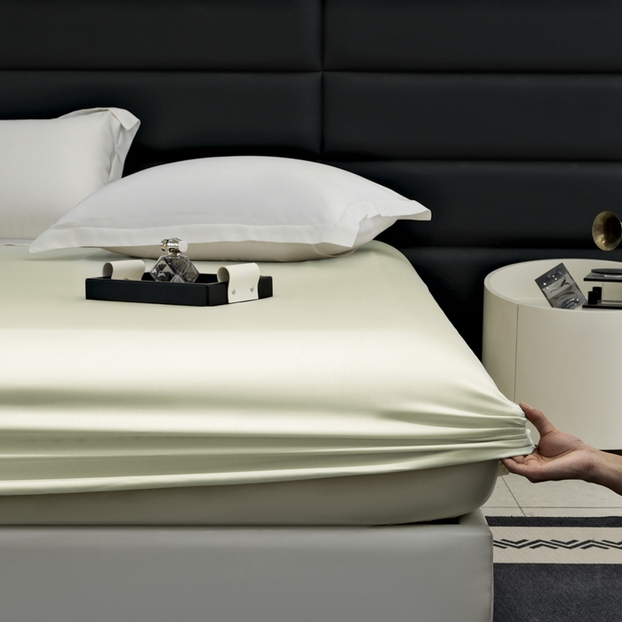 91家纺网 家纺一手货源 找家纺 宜家坊 2026春夏新款莱赛尔天丝夏被嵌绳款数码印花单床笠单床单 晨露绿