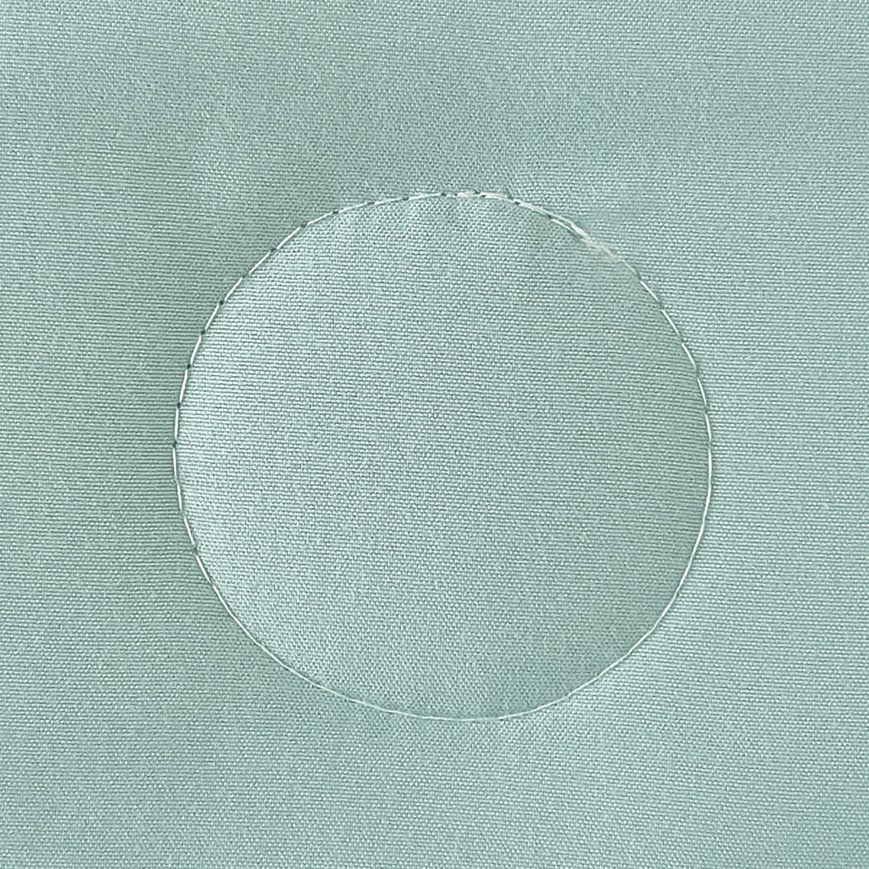 91家纺网 家纺一手货源 找家纺 易展家居 2026新款水洗棉艾草精华烫画款夏被 草本物语-青色