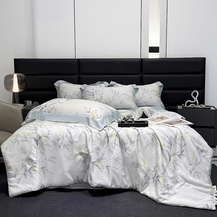 91家纺网 家纺一手货源 找家纺 宜家坊 2026春夏新款莱赛尔天丝夏被嵌绳款数码印花单夏被夏被四件套 春晓雨梦