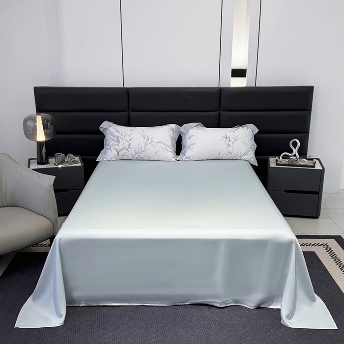 91家纺网 家纺一手货源 找家纺 宜家坊 2026春夏新款莱赛尔天丝夏被嵌绳款数码印花单夏被夏被四件套 春晓雨梦