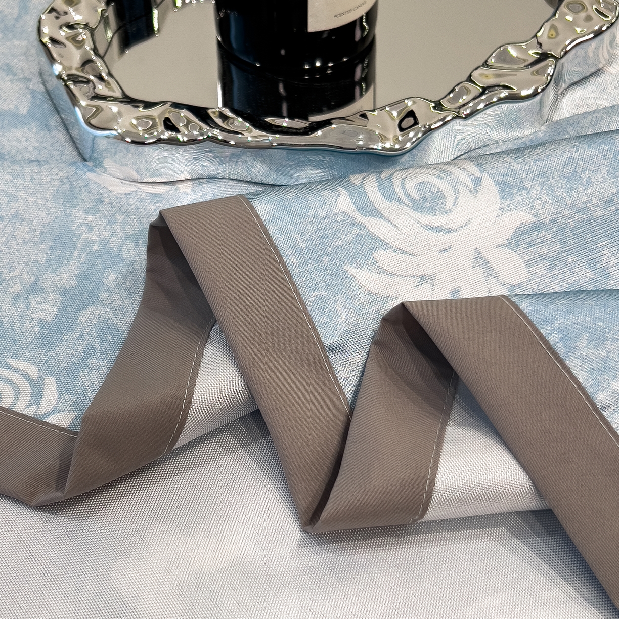 91家纺网 家纺一手货源 找家纺 许林 2026新款冰丝凉席床单款凉席三件套 初墨