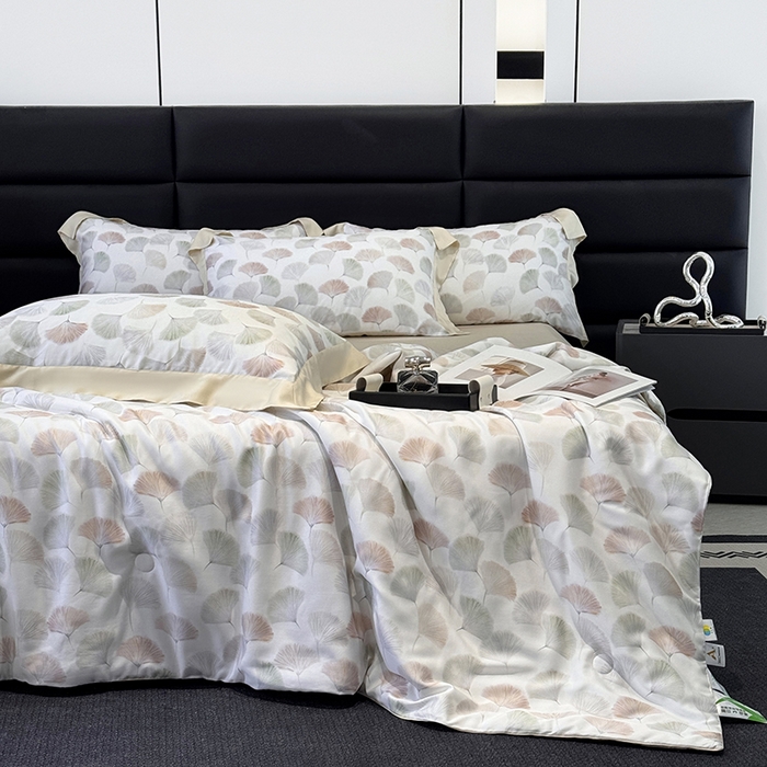 91家纺网 家纺一手货源 找家纺 宜家坊 2026春夏新款莱赛尔天丝夏被嵌绳款数码印花单夏被夏被四件套 林间秘信