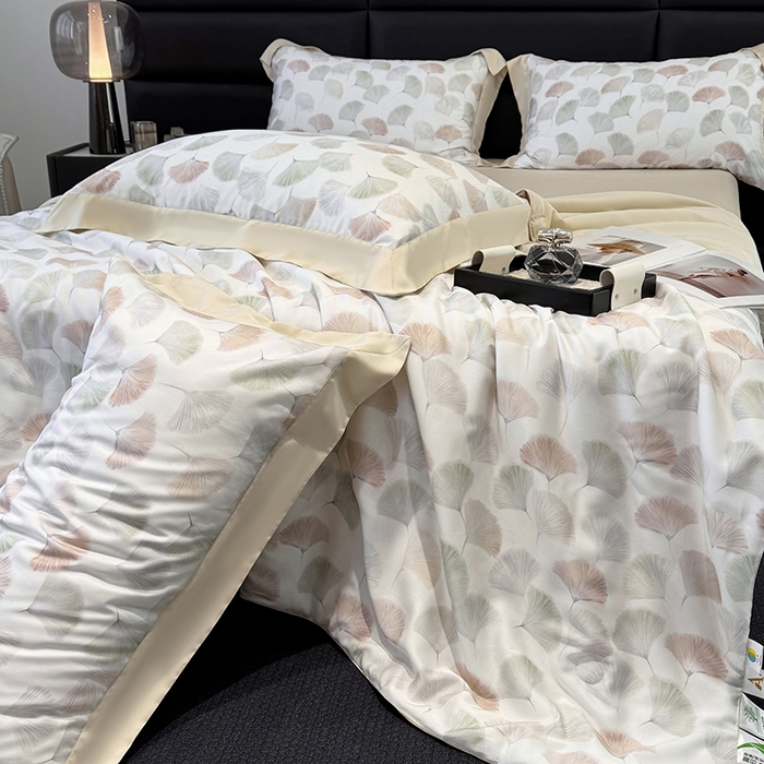 91家纺网 家纺一手货源 找家纺 宜家坊 2026春夏新款莱赛尔天丝夏被嵌绳款数码印花单夏被夏被四件套 林间秘信