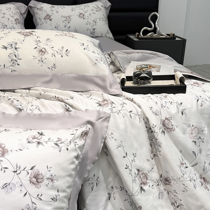 91家纺网 家纺一手货源 找家纺 宜家坊 2026春夏新款莱赛尔天丝夏被嵌绳款数码印花单夏被夏被四件套 情依