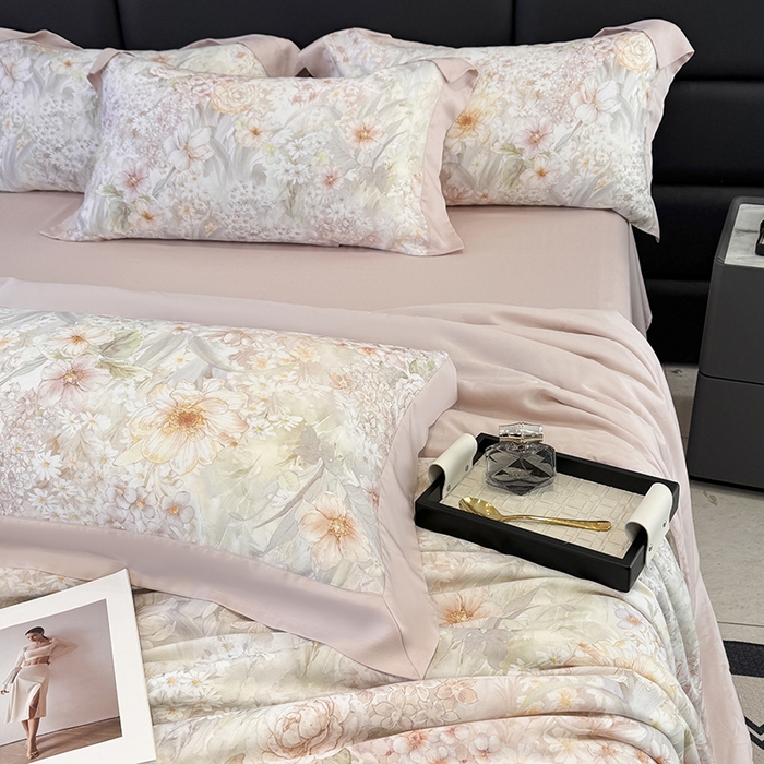 91家纺网 家纺一手货源 找家纺 宜家坊 2026春夏新款莱赛尔天丝夏被嵌绳款数码印花单夏被夏被四件套 筱然