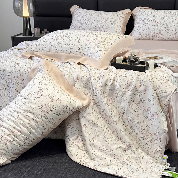 91家纺网 家纺一手货源 找家纺 宜家坊 2026春夏新款莱赛尔天丝夏被嵌绳款数码印花单夏被夏被四件套 吟禾暮