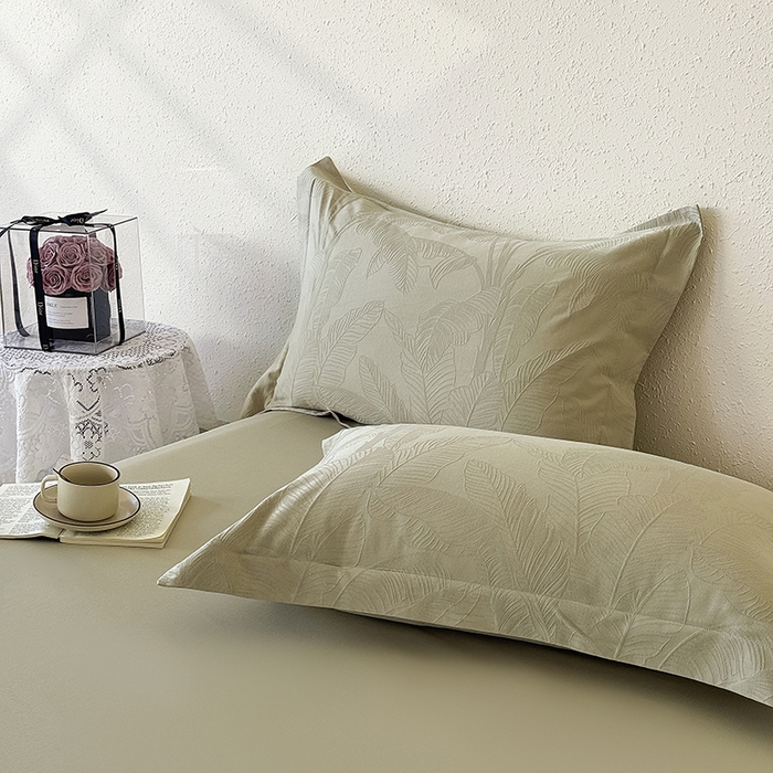 91家纺网 家纺一手货源 找家纺 宜家坊 2026新款全棉60S长绒棉立体厚织提花四件套及单品 焦野- 奶绿