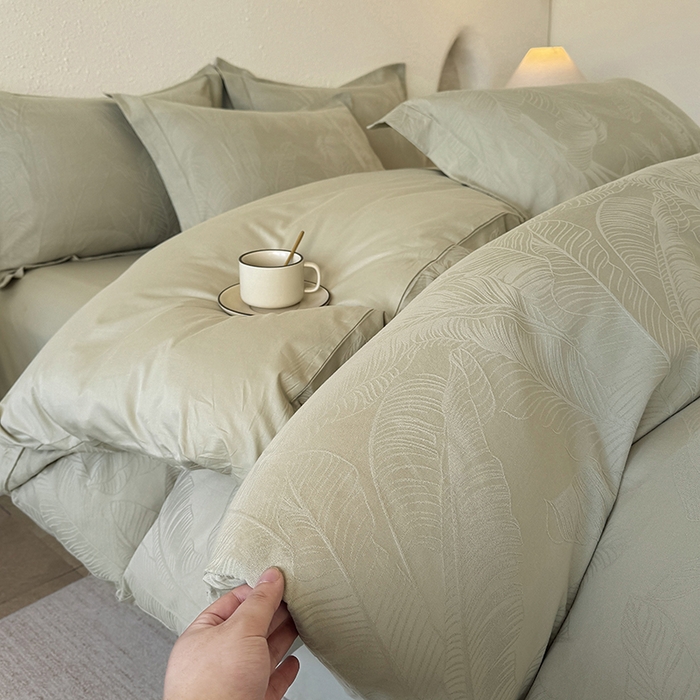 91家纺网 家纺一手货源 找家纺 宜家坊 2026新款全棉60S长绒棉立体厚织提花四件套及单品 焦野- 奶绿