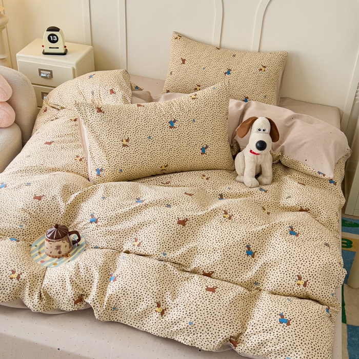 91家纺网 家纺一手货源 找家纺 金丝鸟家纺 2026新款全棉纯棉斜纹特价款四件套 奶霜犬影