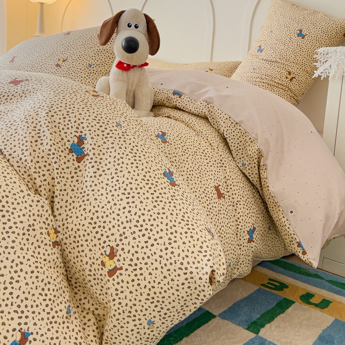 91家纺网 家纺一手货源 找家纺 金丝鸟家纺 2026新款全棉纯棉斜纹特价款四件套 奶霜犬影