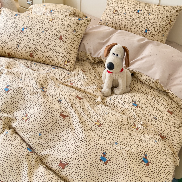 91家纺网 家纺一手货源 找家纺 金丝鸟家纺 2026新款全棉纯棉斜纹特价款四件套 奶霜犬影