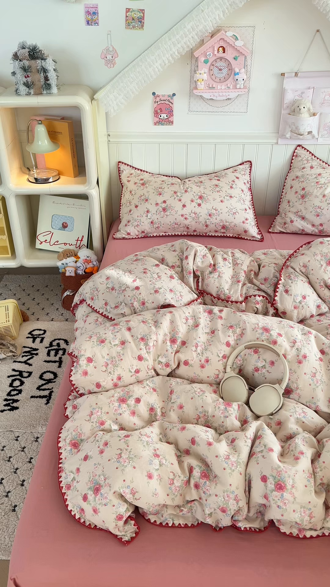 91家纺网 家纺一手货源 找家纺 金丝鸟家纺 2026新款全棉纯棉双层纱贝壳边款四件套 花田漫步 红