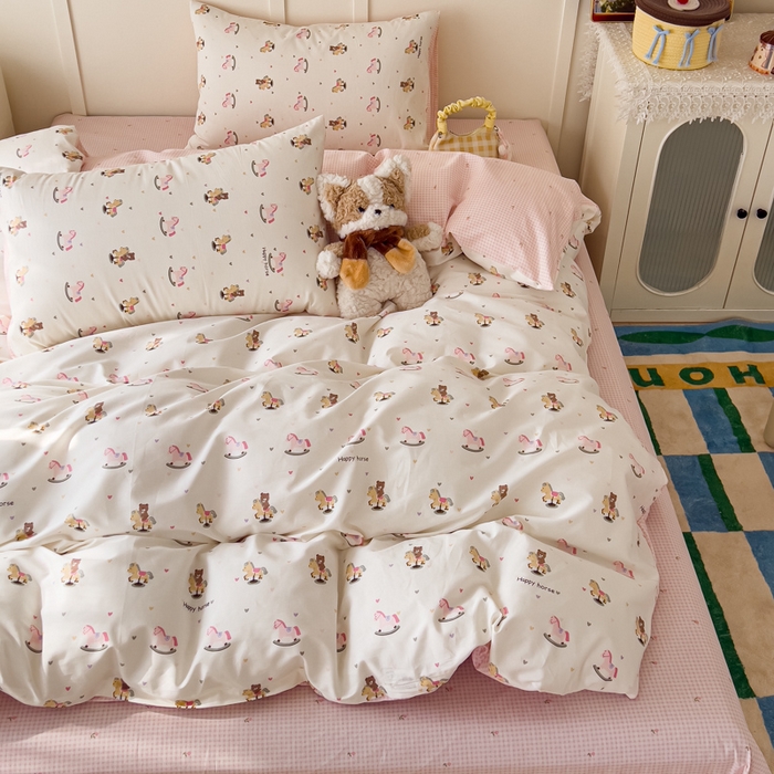 91家纺网 家纺一手货源 找家纺 金丝鸟家纺 2026新款全棉纯棉斜纹特价款四件套 跳跳马