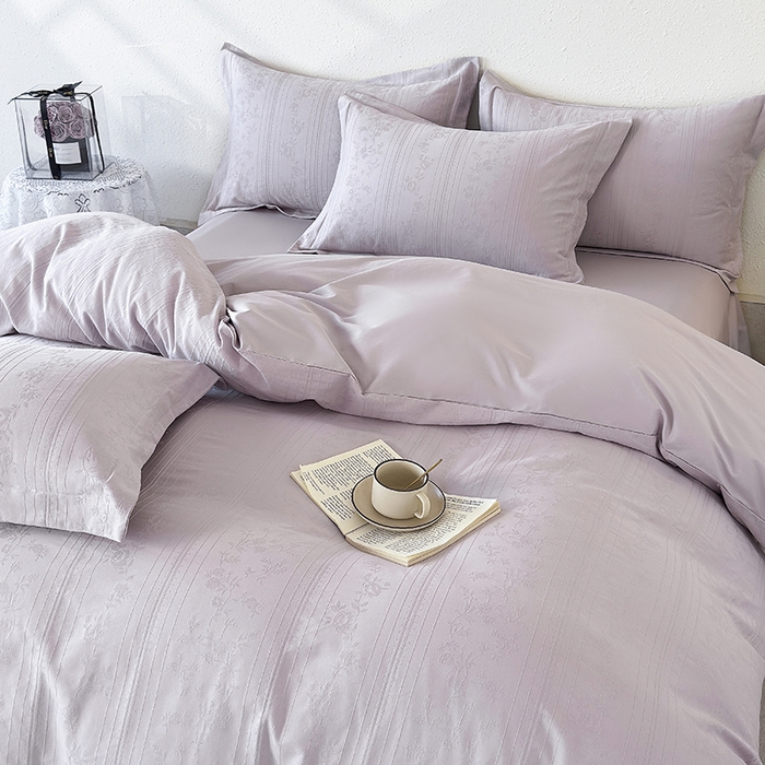 91家纺网 家纺一手货源 找家纺 宜家坊 2026新款全棉60S长绒棉立体厚织提花四件套及单品 沁香-淡雅紫