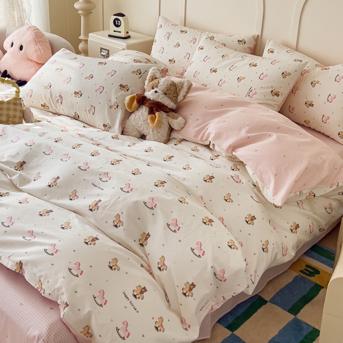 91家纺网 家纺一手货源 找家纺 金丝鸟家纺 2026新款全棉纯棉斜纹特价款四件套 跳跳马